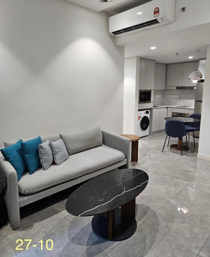Apartment The Ooak Kiara 163 Kuala Lumpur